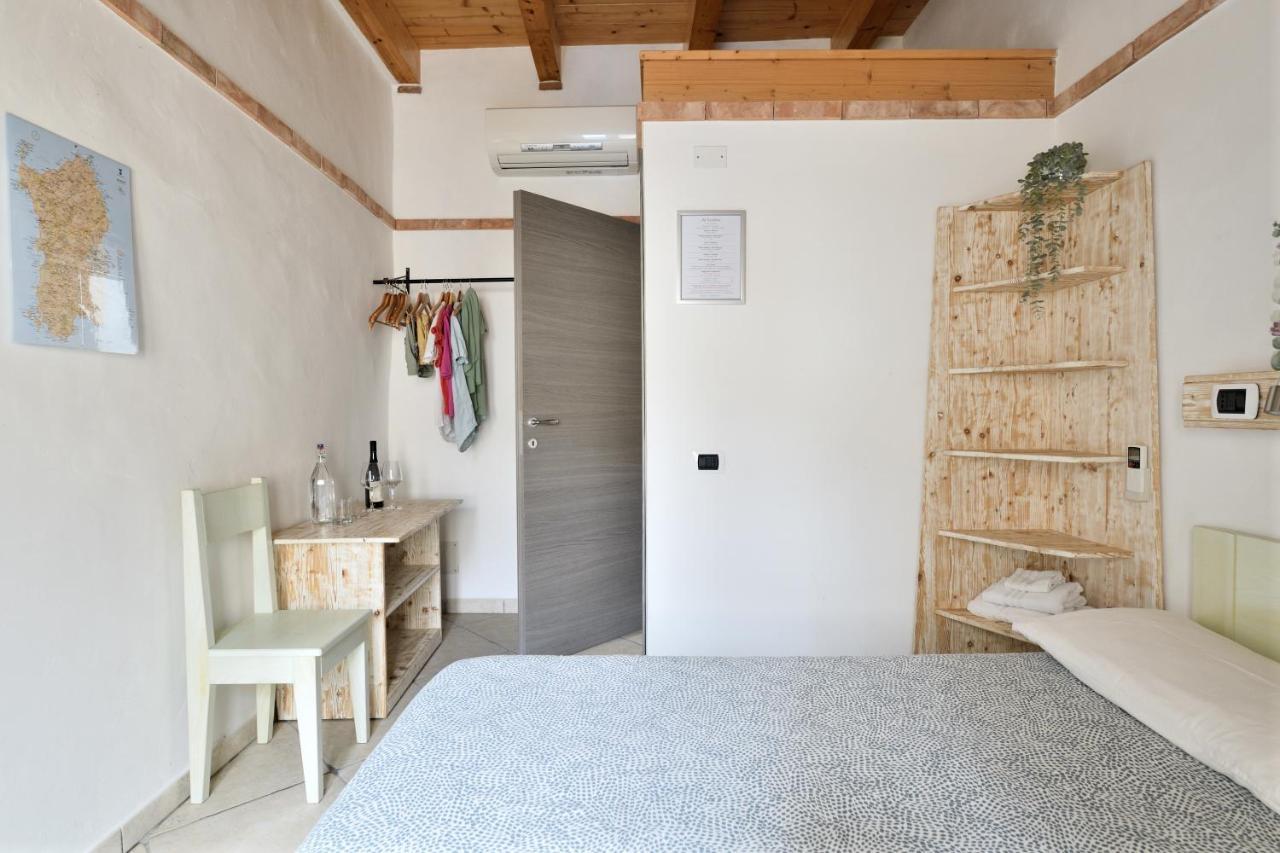 Al Vicoletto - Genuine Hospitality Bed & Breakfast Tortolì Exterior foto